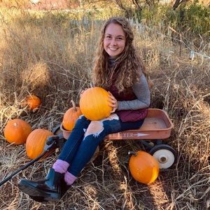 Meet your Posher, Emma